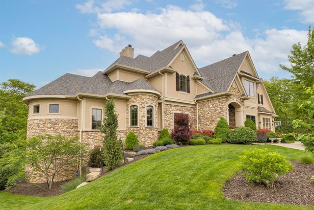 809 NE Bridge Creek Court, Grimes, IA 50111
