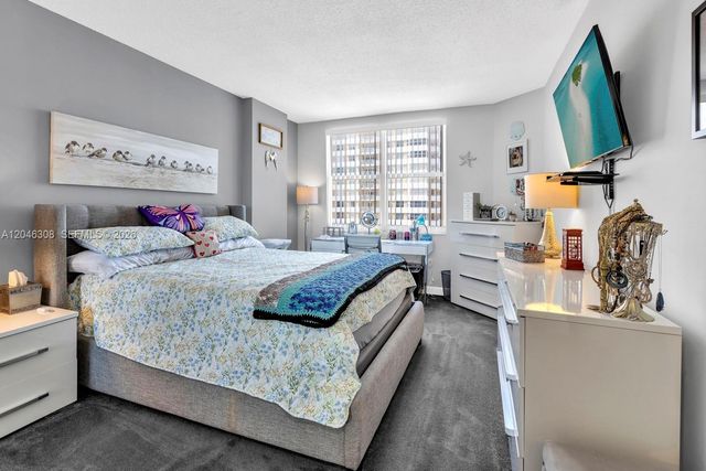 1965 S Ocean Dr 14C, Hallandale Beach, FL 33009