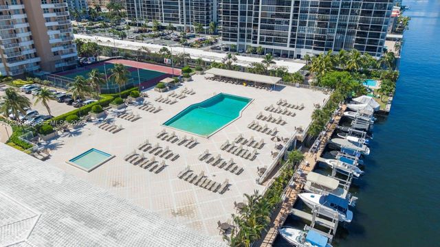 1965 S Ocean Dr 14C, Hallandale Beach, FL 33009