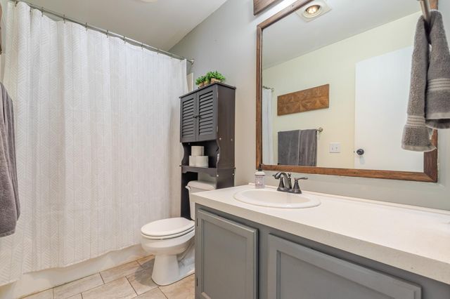 2876 May Street, Portage, IN 46368