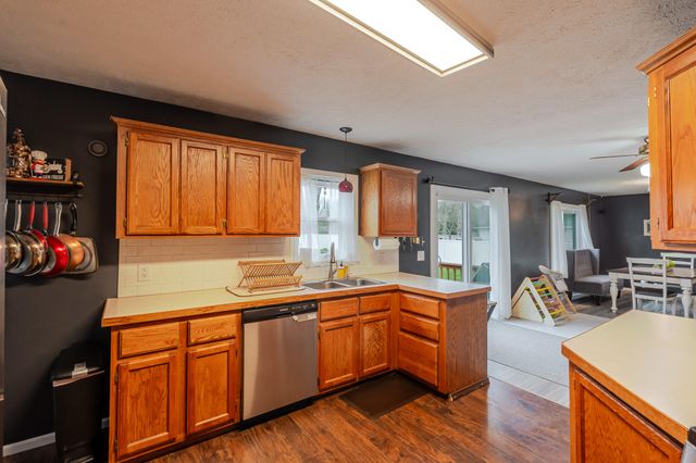 2876 May Street, Portage, IN 46368