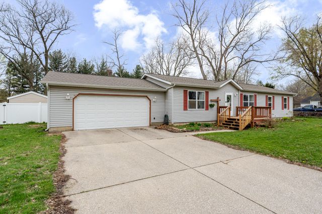 2876 May Street, Portage, IN 46368