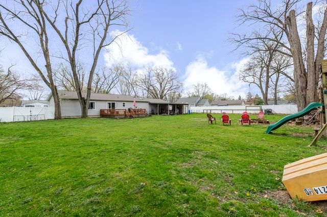 2876 May Street, Portage, IN 46368