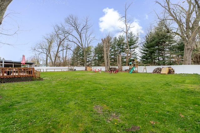 2876 May Street, Portage, IN 46368