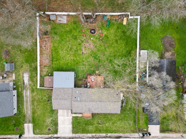 2876 May Street, Portage, IN 46368