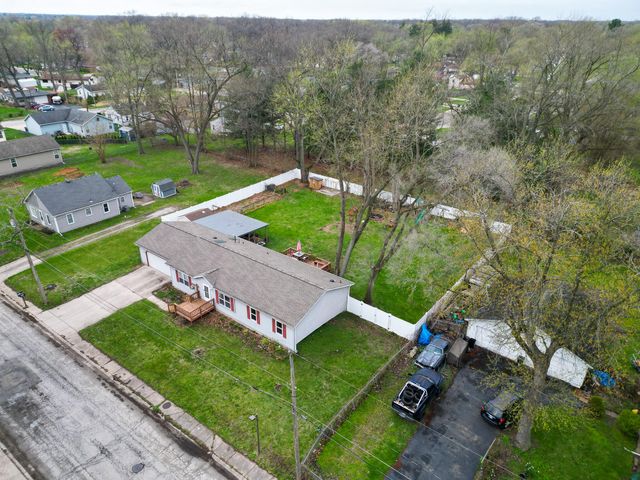 2876 May Street, Portage, IN 46368