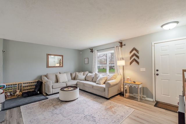 2876 May Street, Portage, IN 46368
