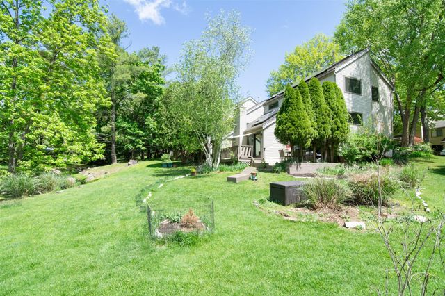 201 Hunters Run, Dobbs Ferry, NY 10522