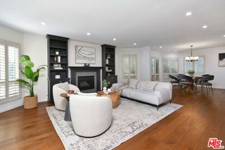 10409 Riverside Drive 204, Toluca Lake, CA 91602
