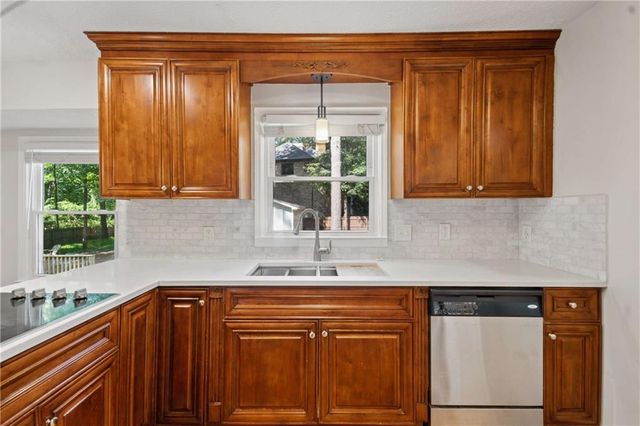 2264 Hylaea Road, Tucker, GA 30084