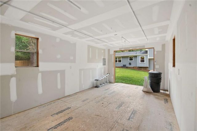 2264 Hylaea Road, Tucker, GA 30084