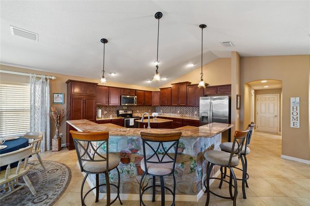 9041 SE 166TH KATHY LOOP, The Villages, FL 32162