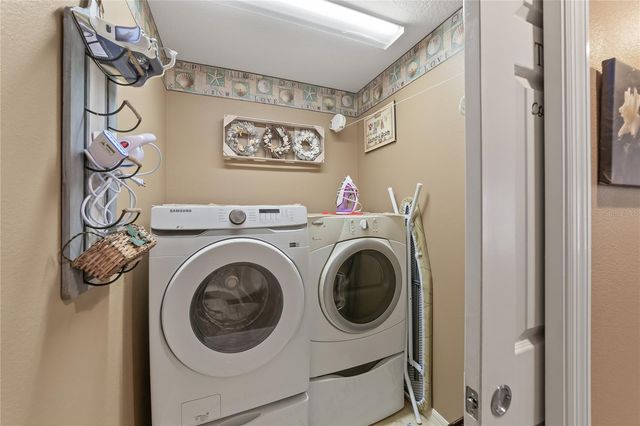 9041 SE 166TH KATHY LOOP, The Villages, FL 32162