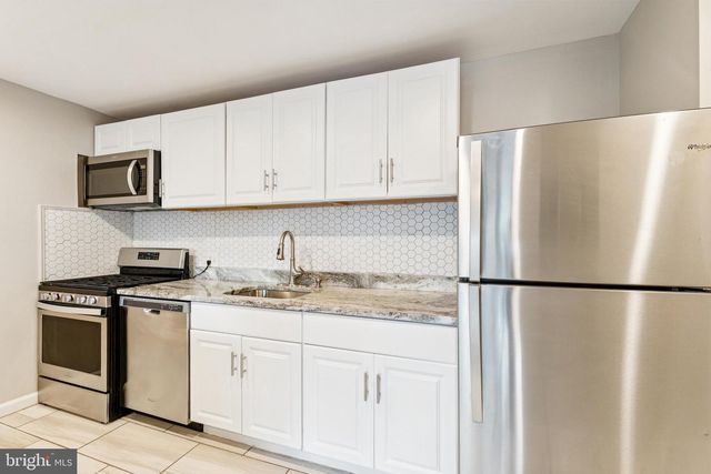 527 N ARMISTEAD ST #101, Alexandria, VA 22312
