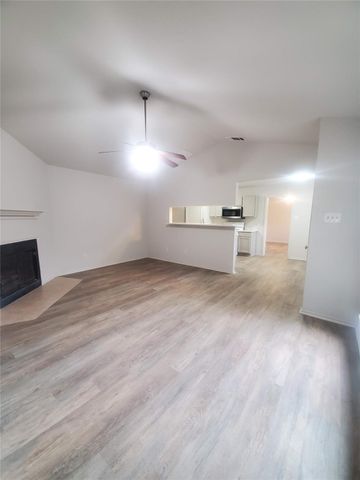 6909 HYLAND CIR A, Austin, TX 78744