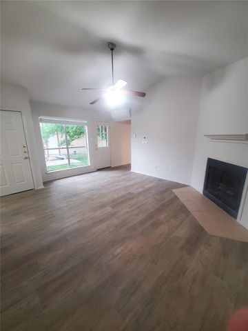 6909 HYLAND CIR A, Austin, TX 78744