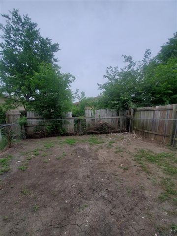 6909 HYLAND CIR A, Austin, TX 78744