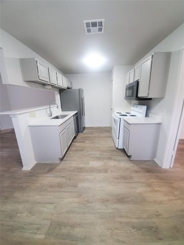 6909 HYLAND CIR A, Austin, TX 78744