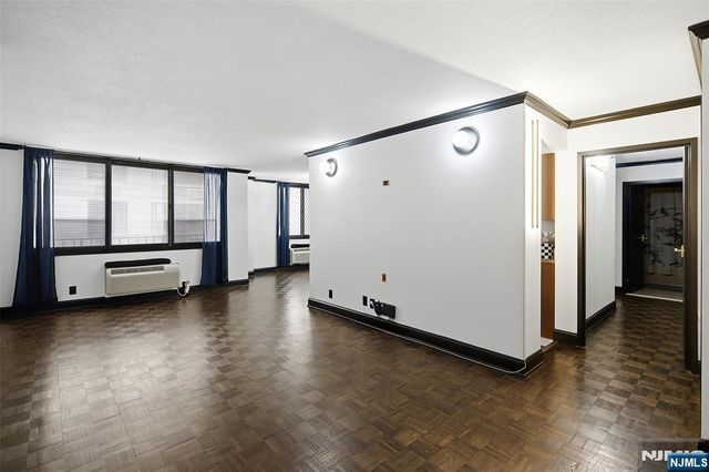 326 Prospect Avenue 5G, Hackensack, NJ 07601