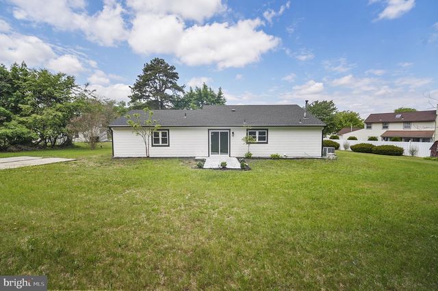 4 ALAN PL, Sicklerville, NJ 08081