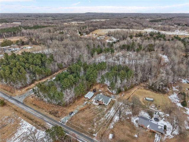 7686 Garrett Road, Liberty, NC 27298