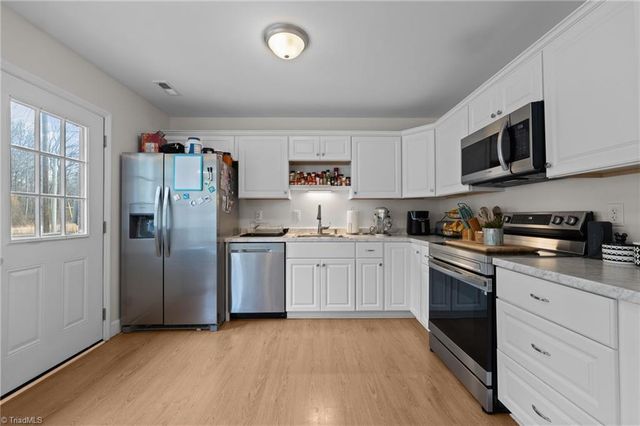 7686 Garrett Road, Liberty, NC 27298