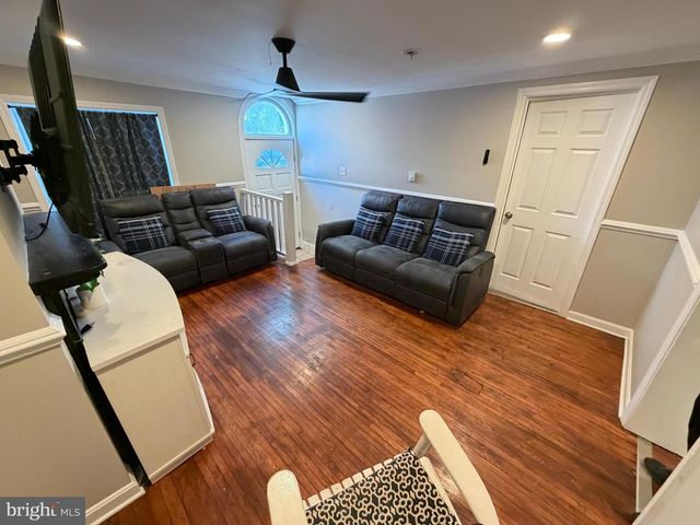 127 E ANTIETAM ST, Hagerstown, MD 21740