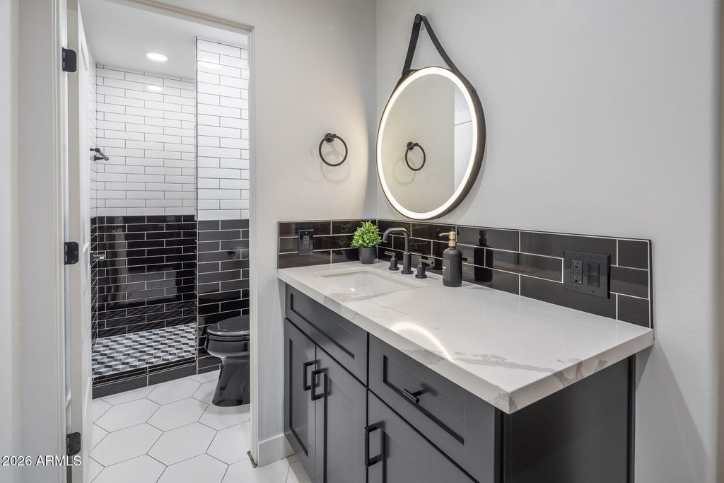 Image 34 of property listing at 2578 E Claxton Road, Gilbert, AZ 85297