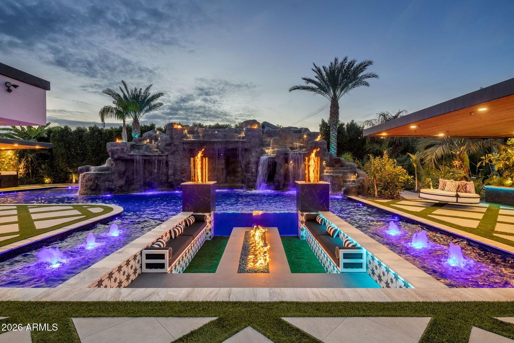 Image 9 of property listing at 2578 E Claxton Road, Gilbert, AZ 85297