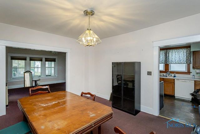 4104 Caroline Avenue, Toledo, OH 43612