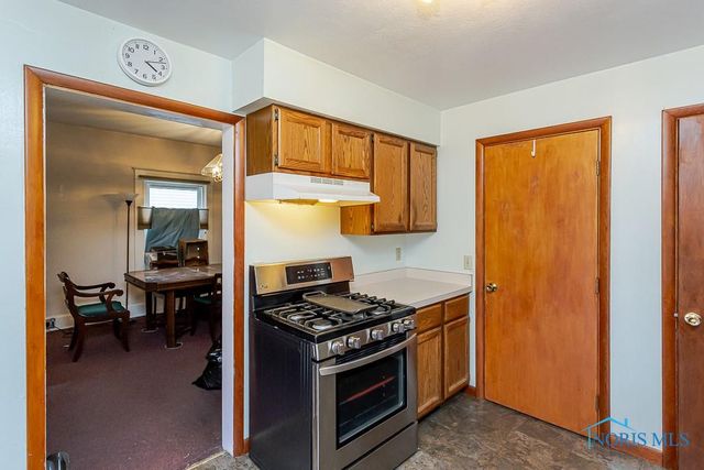 4104 Caroline Avenue, Toledo, OH 43612