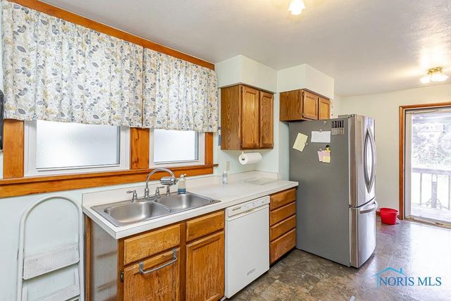 4104 Caroline Avenue, Toledo, OH 43612