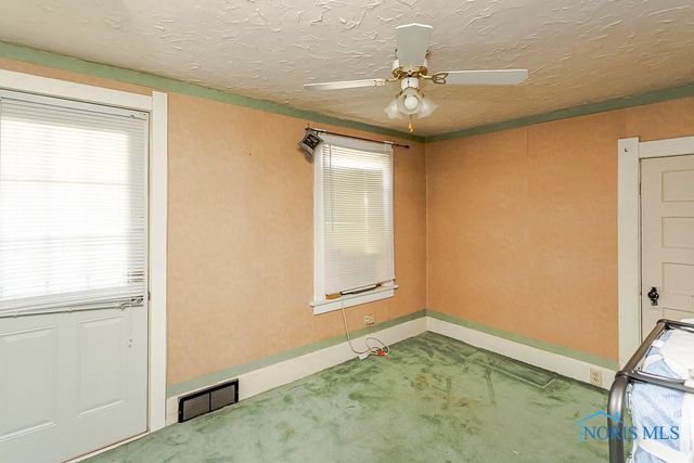 4104 Caroline Avenue, Toledo, OH 43612