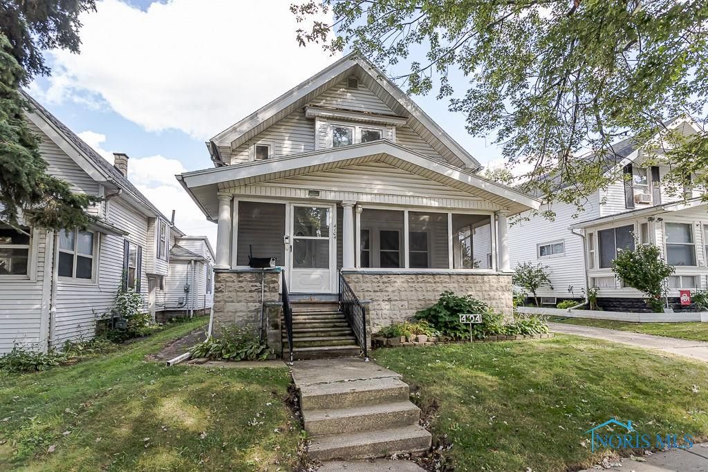 4104 Caroline Avenue, Toledo, OH 43612