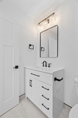 425 W 8th Street 23, New Richmond, WI 54017