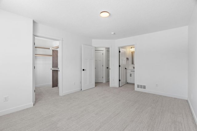 425 W 8th Street 23, New Richmond, WI 54017