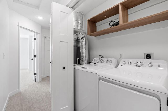 425 W 8th Street 23, New Richmond, WI 54017