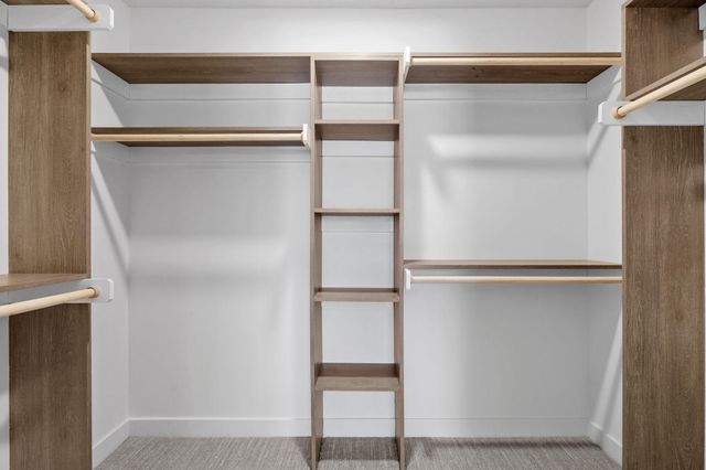 425 W 8th Street 23, New Richmond, WI 54017