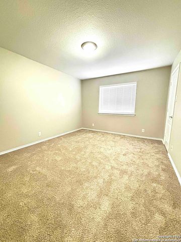 27046 Trinity Heights, San Antonio, TX 78261