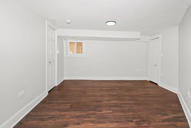 5529 W CORNELIA Avenue, Chicago, IL 60641