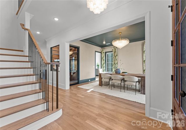 154 N Canterbury Road, Charlotte, NC 28211