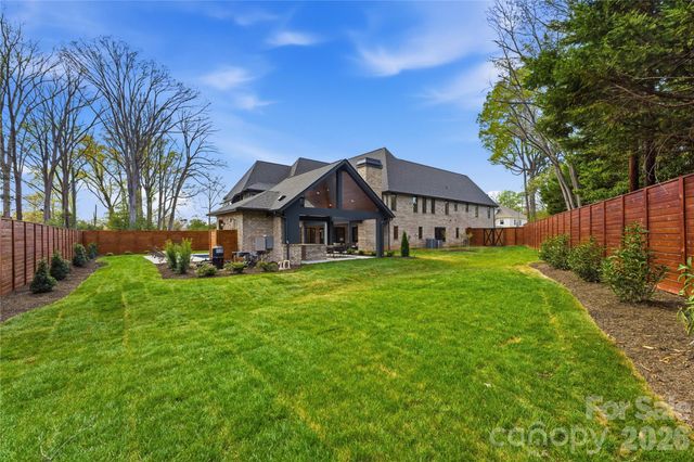 154 N Canterbury Road, Charlotte, NC 28211