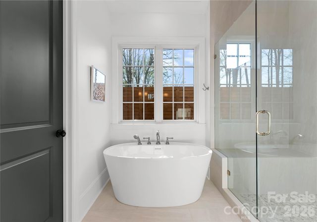 154 N Canterbury Road, Charlotte, NC 28211