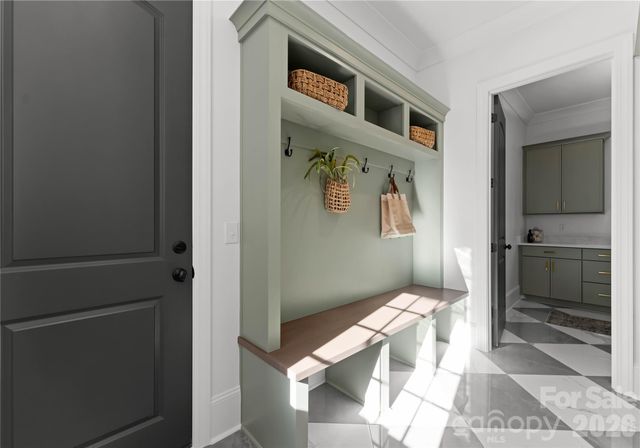 154 N Canterbury Road, Charlotte, NC 28211