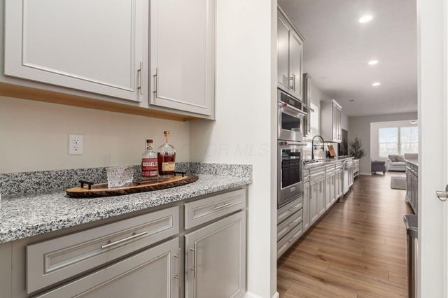 6373 Davis Circle, Powell, OH 43065