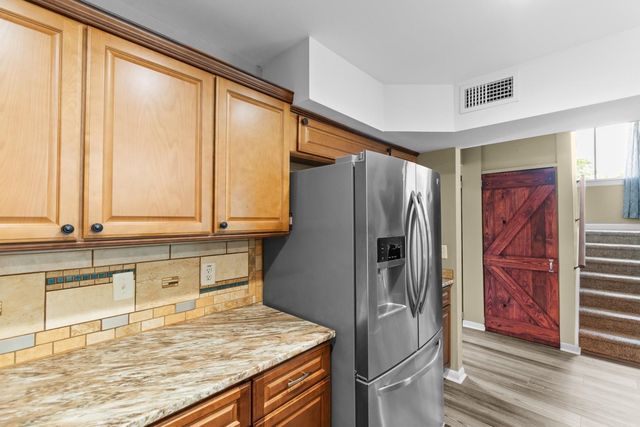 800 Egret Cir Apt 52, Little River, SC 29566
