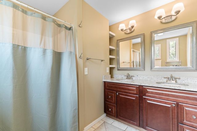 800 Egret Cir Apt 52, Little River, SC 29566