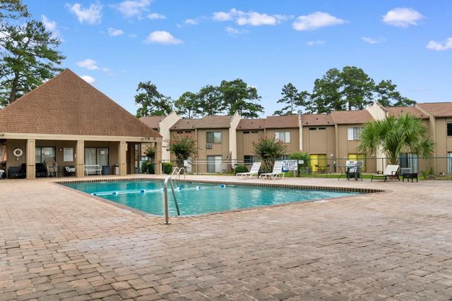 800 Egret Cir Apt 52, Little River, SC 29566