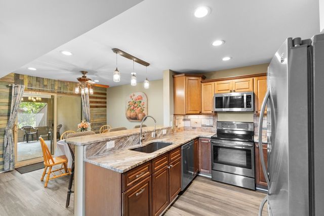 800 Egret Cir Apt 52, Little River, SC 29566