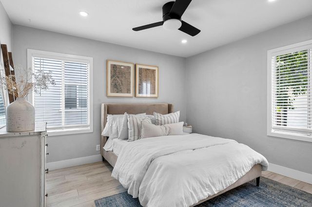 518 Fremont Way, Sacramento, CA 95818